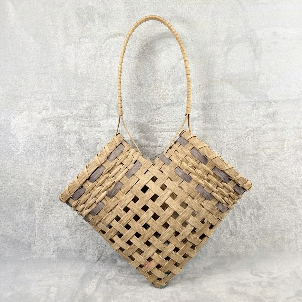 Vintage Heart Shaped Woven Wall Basket Handmade Decorative Rustic Hanging Basket